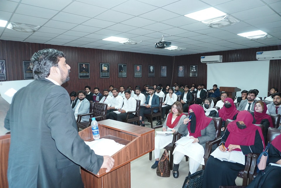 Law Lecture Series at USKT 